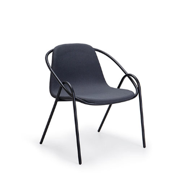 Bon prix Le bistrot rembourré par tissu de restaurant préside la conception moderne de cadre en métal de Shell en bois courbé en ligne